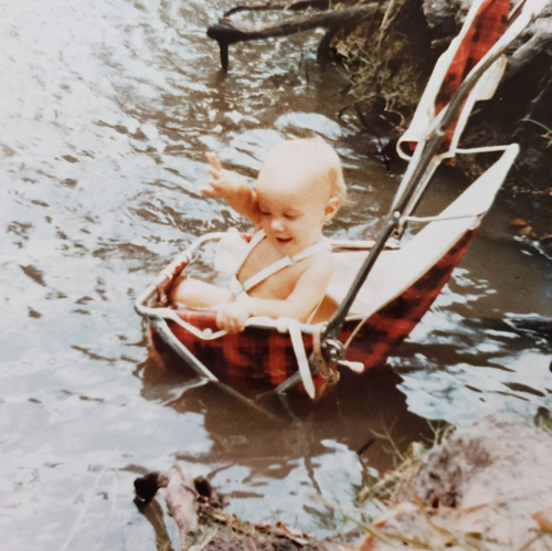 This image has an empty alt attribute; its file name is Anna-billabong-1975-blog.jpg